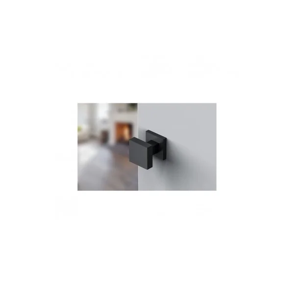 Bouton de porte noir AEGIS carrée