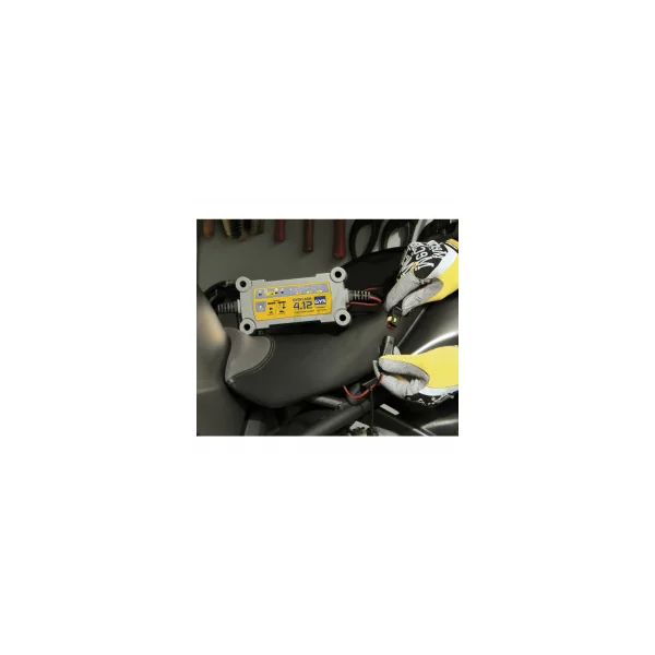 Chargeur de batterie GYSFLASH 4.12 pour batterie 12V de 1.2 à 70ah 029422