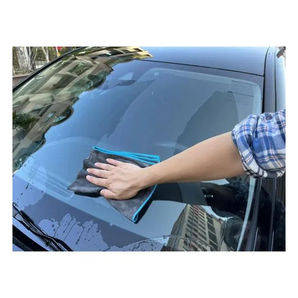 Microfibre vitres carbone 40x40 - OTOKIT